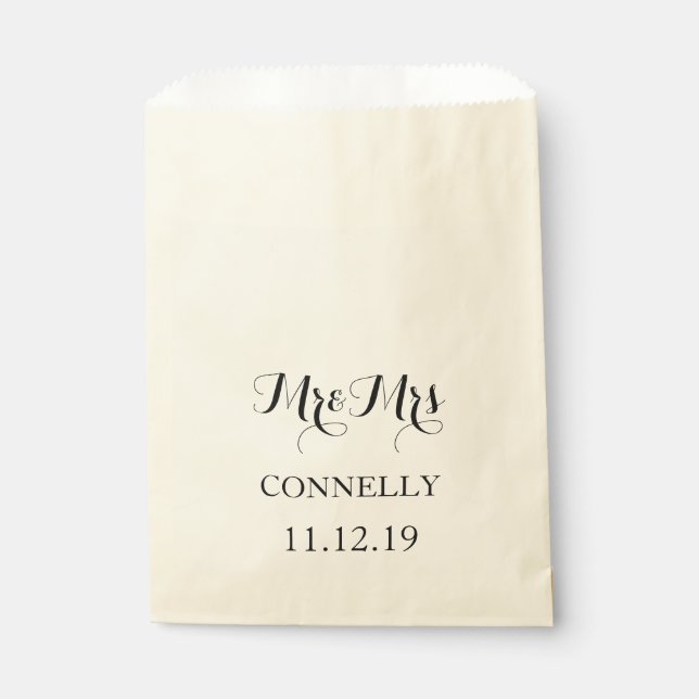 Modern Simple Mr & Mrs Script Wedding Favour Bags (Front)