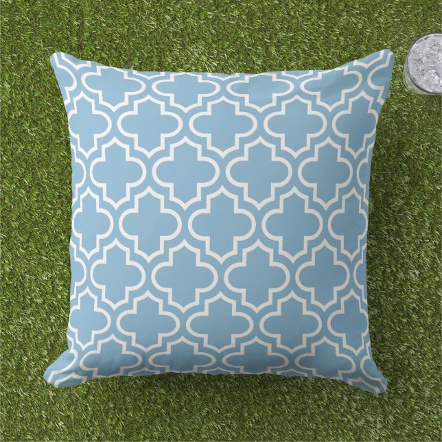 Modern Sky Blue Moroccan Quatrefoil Pattern Cushion (Grass)