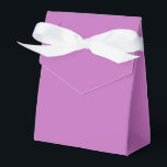 Modern Solid Orchid Purple Simple Chic Elegant Favour Box<br><div class="desc">Modern Solid Orchid Purple Simple Chic Elegant Favour Boxes features a modern solid orchid purple. Perfect for Valentine's Day,  Women's Day,  Mother's Day,  birthday parties,  anniversary,  weddings,  baby showers and more. Created by Evco Studio www.zazzle.com/store/evcostudio</div>