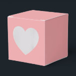 Modern Solid Pink Simple Chic Elegant Favour Box<br><div class="desc">Modern Solid Pink Simple Chic Elegant Favour Boxes features a modern solid pink. Perfect for Valentine's Day,  Women's Day,  Mother's Day,  birthday parties,  anniversary,  weddings,  baby showers and more. Created by Evco Studio www.zazzle.com/store/evcostudio</div>