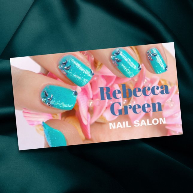 Modern Stylish Manicurist Nail Artist Nail Salon Business Card (Modern Stylish Manicurist Nail Artist Nail Salon Business Card)