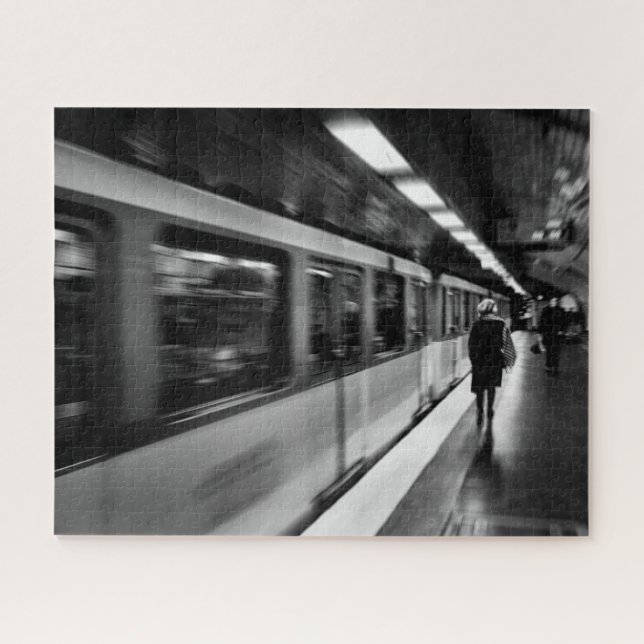 Modern, urban Parisian life Jigsaw Puzzle (Horizontal)