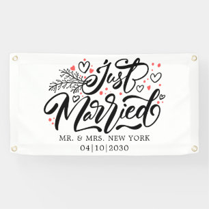 Modern With Heart Just Married Car Banner