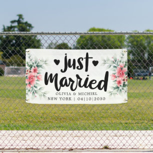 Modern With Heart Just Married Car Banner