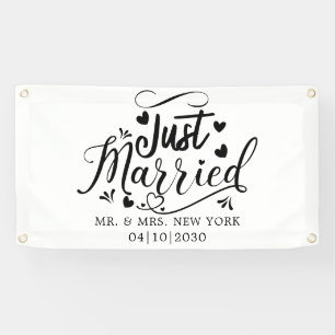 Modern With Heart Just Married Car Banner