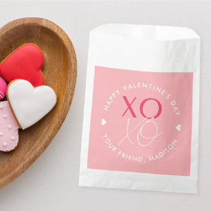 Modern XOXO Pink Personalised Valentine's Day Favour Bags