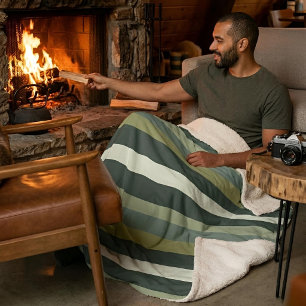 Moderna Linear Aged Sage & Winter Moss Sherpa Blanket