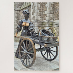 Molly Malone statue, Dublin, Ireland Jigsaw Puzzle