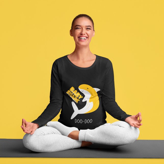 Momma Shark T-Shirt (Creator Uploaded)