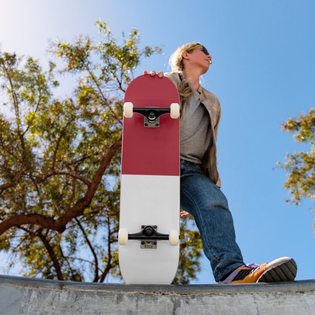 Monaco flag skateboard (Outdoor 1)