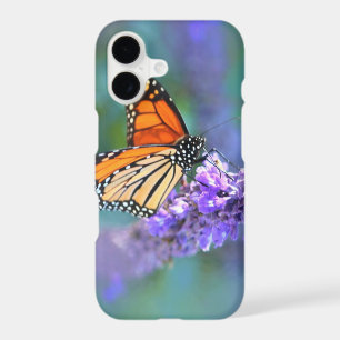 Monarch Butterfly on Purple lilac Flower