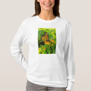 Monarch On Lantana Long Sleeve T-Shirt