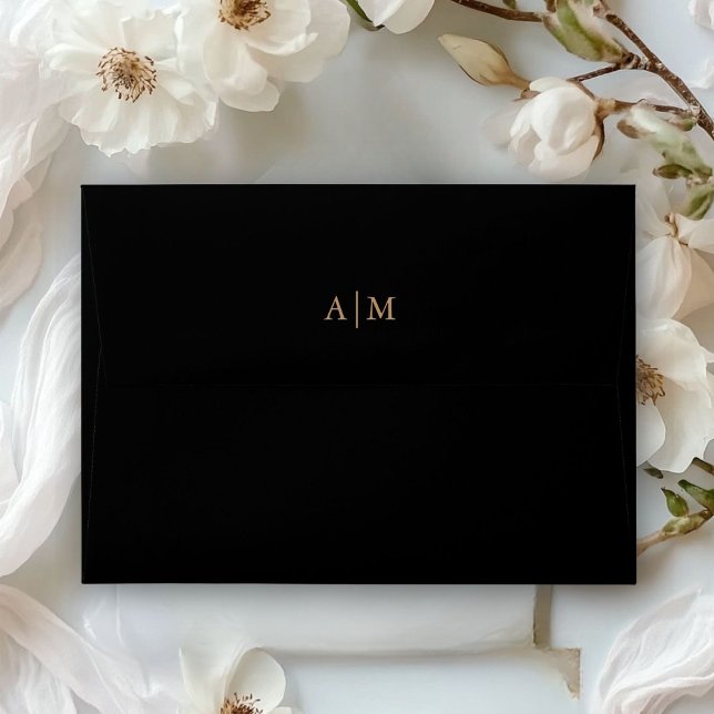 Monogram Elegant Black Envelope (Monogram Elegant Black Envelope)