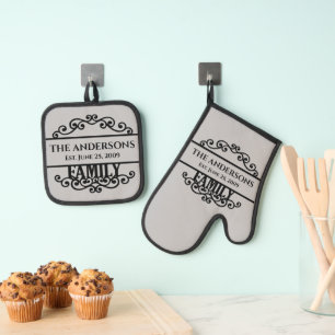 Monogram Family Name Oven Mitt & Pot Holder Set