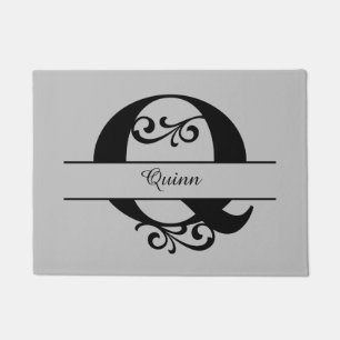 Monogram Flourish Letter Q with Name Doormat