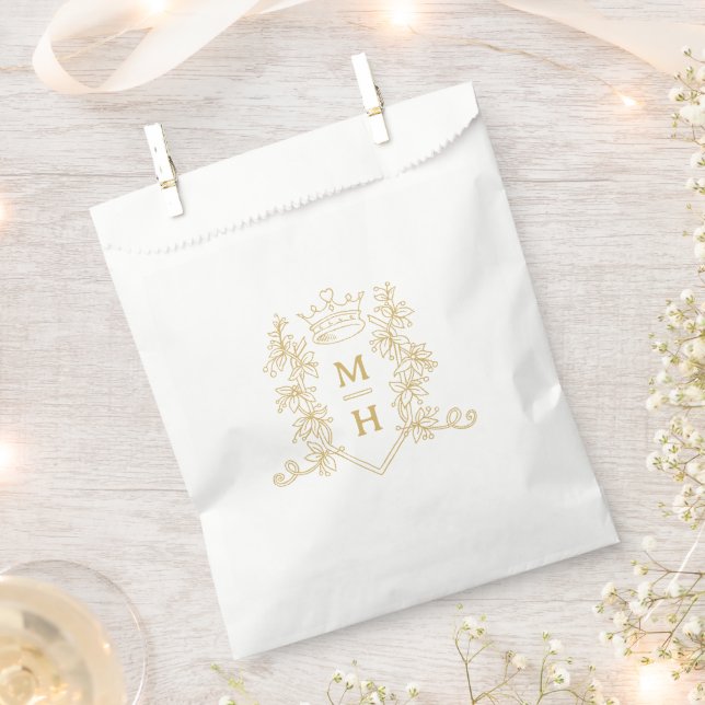 Monogram heart crown crest gold wedding favour bags (Clipped)