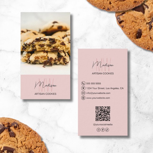 Monogram Logo Bakery QR Pink Business Card (Monogram Logo Bakery QR Pink Business Card)