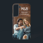 Monogram Photo Couple Wood Personalised Name Samsung Galaxy Case<br><div class="desc">Monogram Photo Couple Wood Personalised Name Samsung Galaxy Cases features your favourite photo with your personalised names and monogram on a wooden accent. Perfect as a gift for husband or boyfriend for birthday,  Christmas,  Valentine's Day,  anniversary and more. Designed by ©Evco Studio www.zazzle.com/store/evcostudio</div>