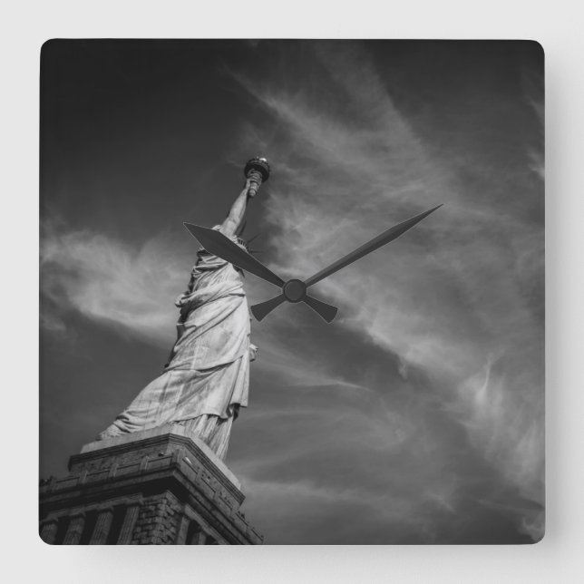 Monuments | Statue of Liberty Manhattan NYC Square Wall Clock (Front)