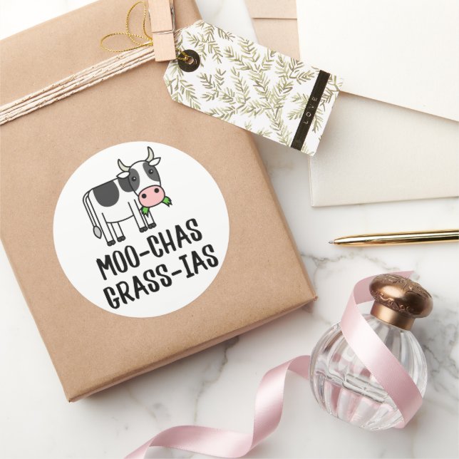 Moo-chas Grass-ias, Muchas Gracias gifts Calf Cow  Classic Round Sticker (Gifting)