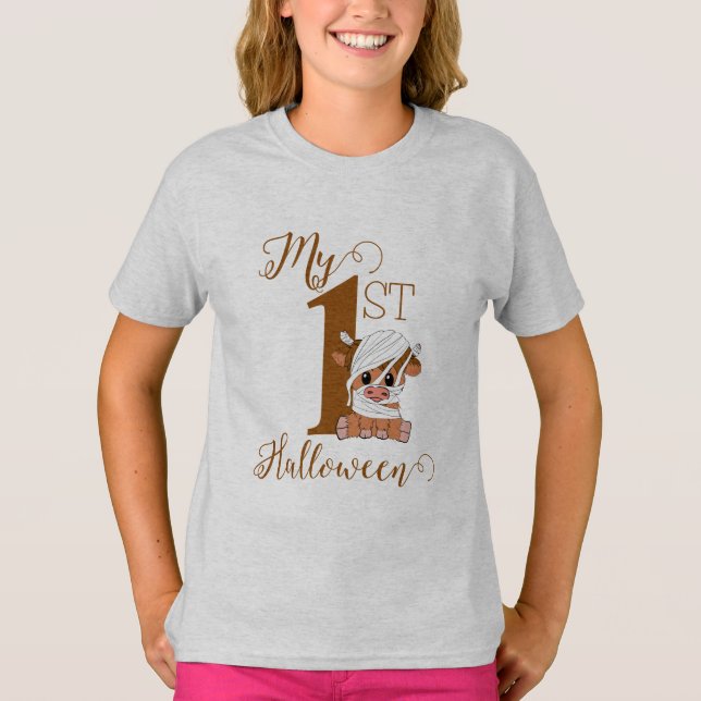 Moo Crew Halloween Farmhouse Highland Cow  T-Shirt (Front)