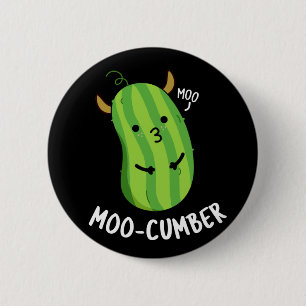 Moo-cumber Funny Veggie Cucumber Pun Dark BG 6 Cm Round Badge