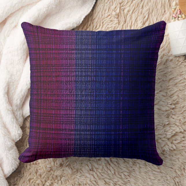 Moody blue gradient pattern cushion (Blanket)