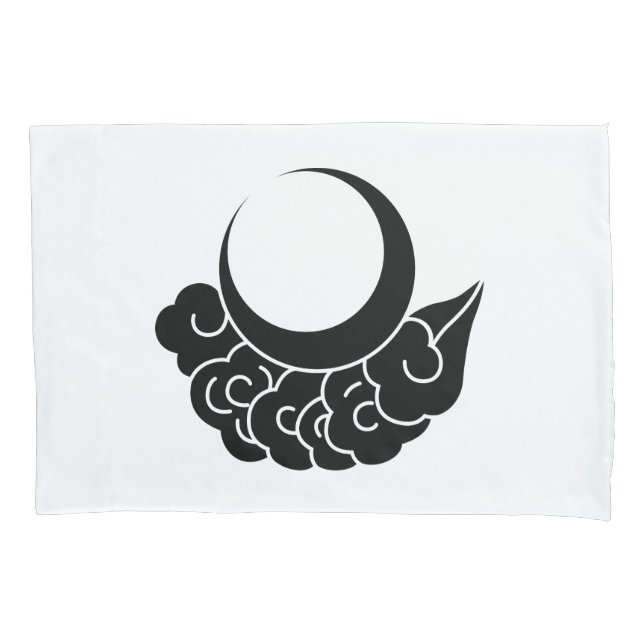 Moon and cloud pillowcase (Front)