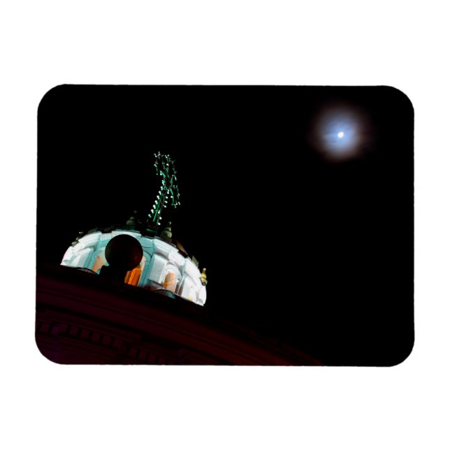 Moon & cross, Quito, Ecuador Magnet (Horizontal)