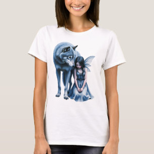Moonlit Bond – The Wolf and the Gothic Fairy. T-Shirt
