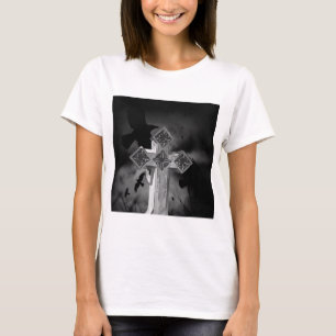 Moonlit GraveYard Gothic Cross With Crows T-Shirt