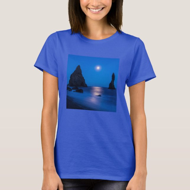 Moonrise Reflection | Iceland, Reynisdrangur T-Shirt (Front)