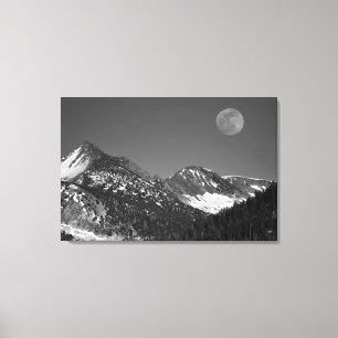 Moonrise, Sierra-Nevada, Glacier Point Vista Canvas Print