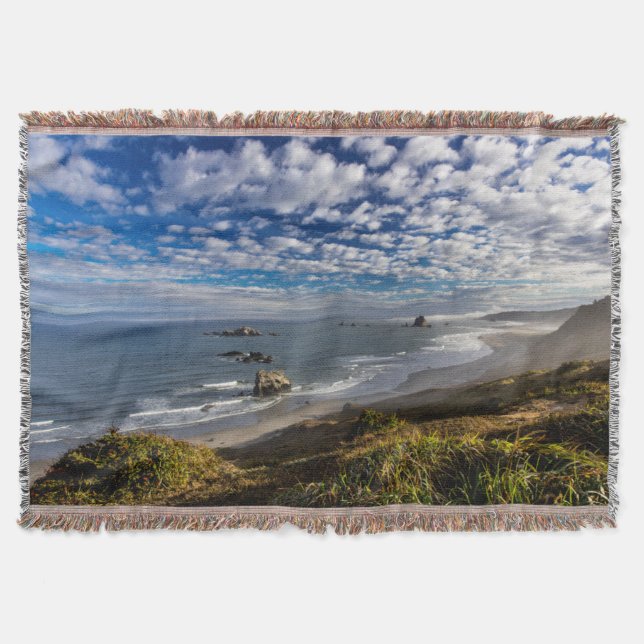 Morning clouds and fog at the beach throw blanket (Front)