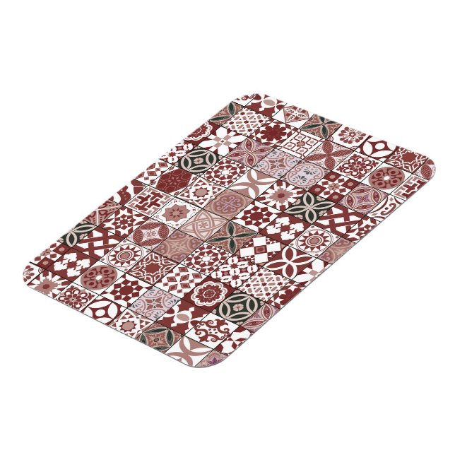 Moroccan tile - bordo and black magnet (Left Side)