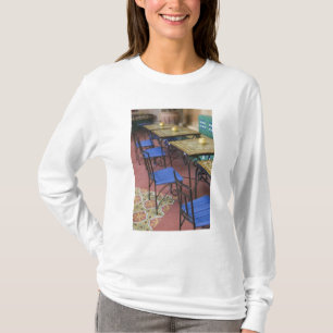 MOROCCO, Casablanca: Ancienne (old) Medina, T-Shirt