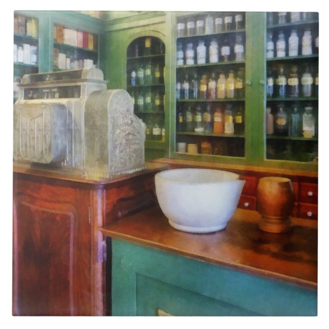 Mortar and Pestle in Pharmacy Tile (Front)