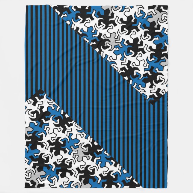 Mosaic Geckos Pattern - blue black white grey Fleece Blanket (Front)