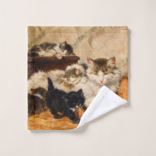 Mother and Her Kittens Wash Cloth