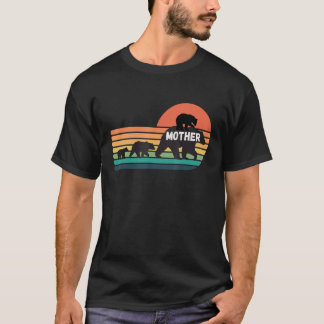 Mother Bear With Cubs Vintage Sunset Retro Family T-Shirt