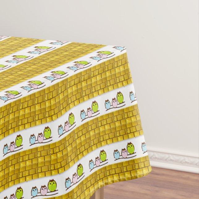 Mother's Day Tablecloth Owl (In Situ)