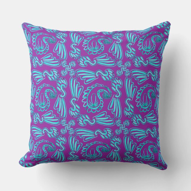 Motif design Throw Pillow (Front)