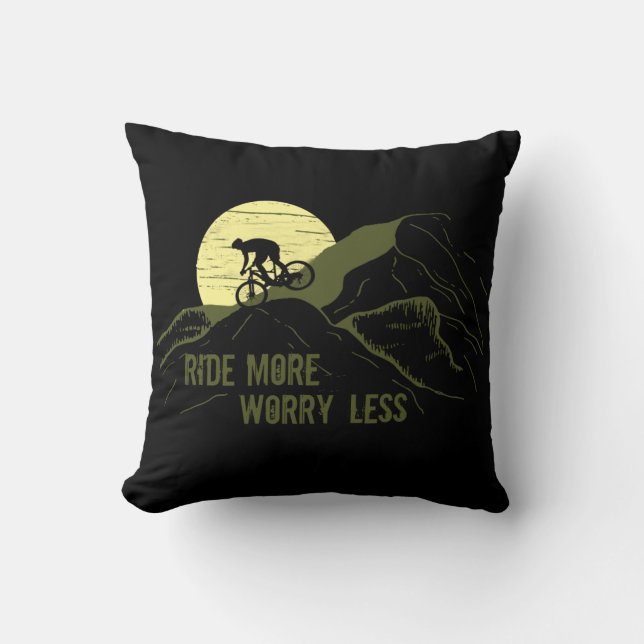 Motivational cycling quotes cushion (Front)