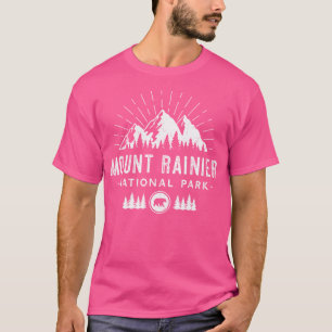 Mount Rainier National Park - Retro Hiking Vacatio T-Shirt