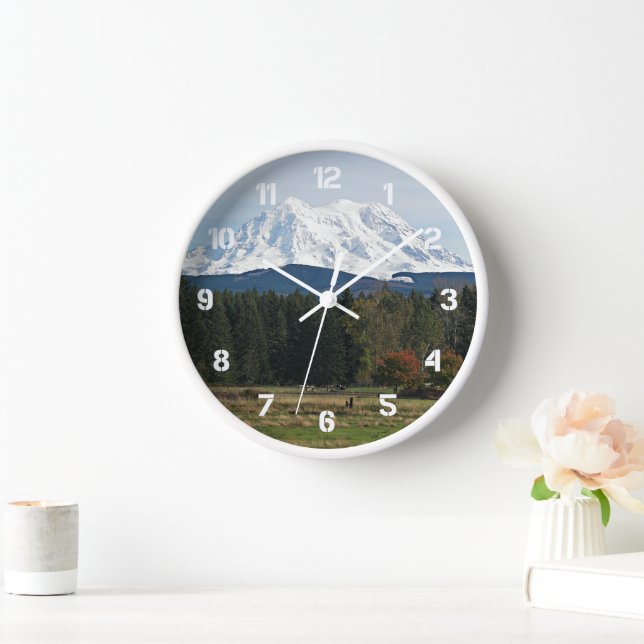 Mount Rainier Scenic Landscape Clock (Home)