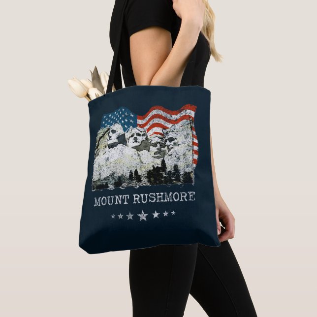 Mount Rushmore Monument Souvenir Gifts USA Tote Bag (Close Up)