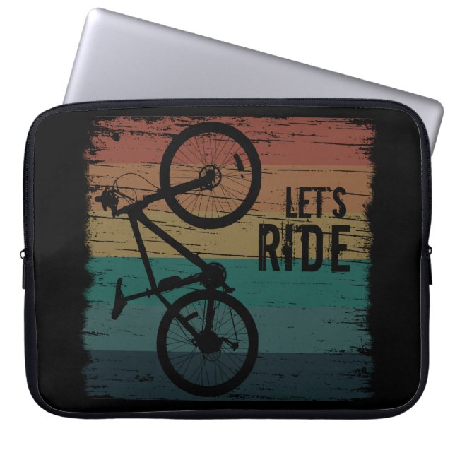Mountain biking vintage laptop sleeve (Front)