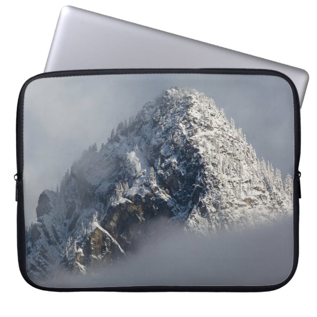 MOUNTAIN COVERED WITH SNOW LAPTOP SLEEVE (Front)