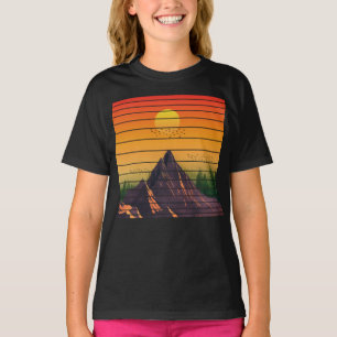 MOUNTAIN NATURE VINTAGE SUNSET SCENERY  T-Shirt
