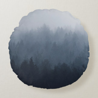 MOUNTAIN WITH FOREST IN THE FOG ROUND CUSHION